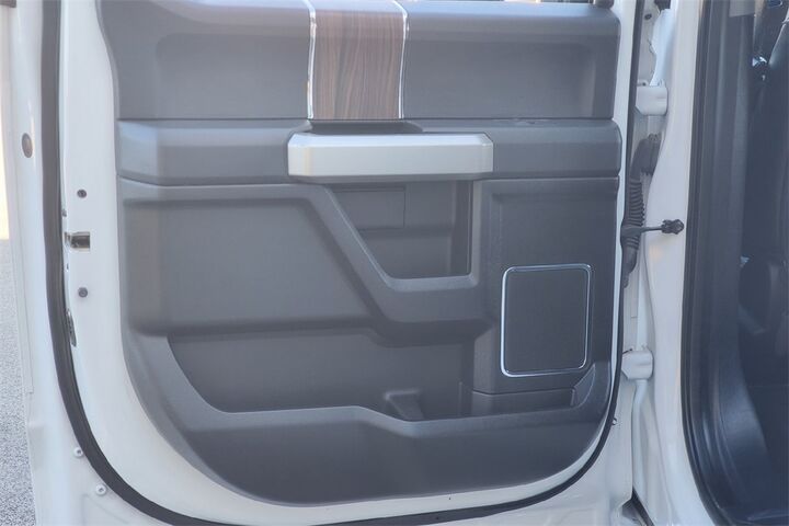 2015 Ford F-150 Lariat  TX