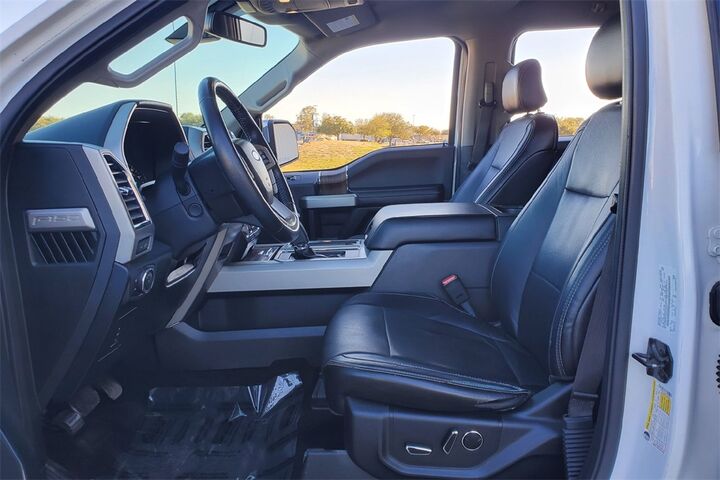 2015 Ford F-150 Lariat  TX