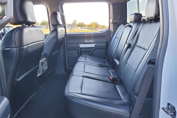 2015 Ford F-150 Lariat  TX