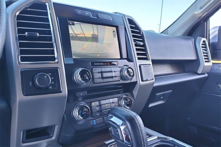 2015 Ford F-150 Lariat  TX