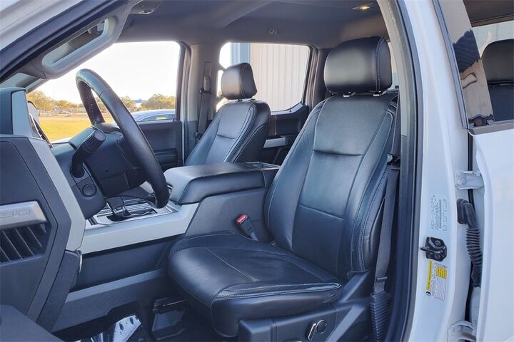 2015 Ford F-150 Lariat  TX