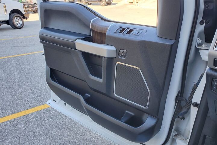 2015 Ford F-150 Lariat  TX