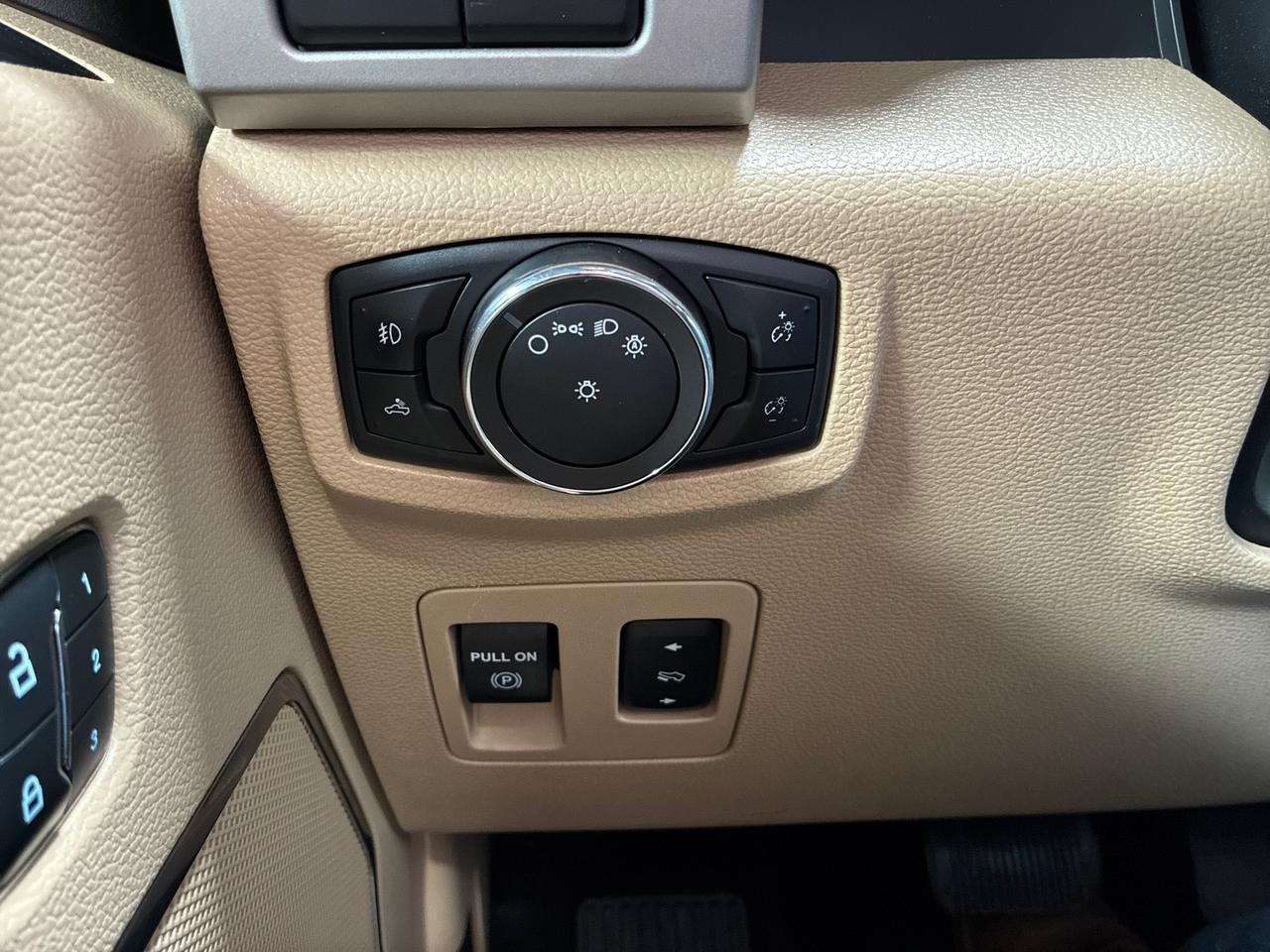 2015 Ford F-150 Lariat, 501A Pkg Houston TX