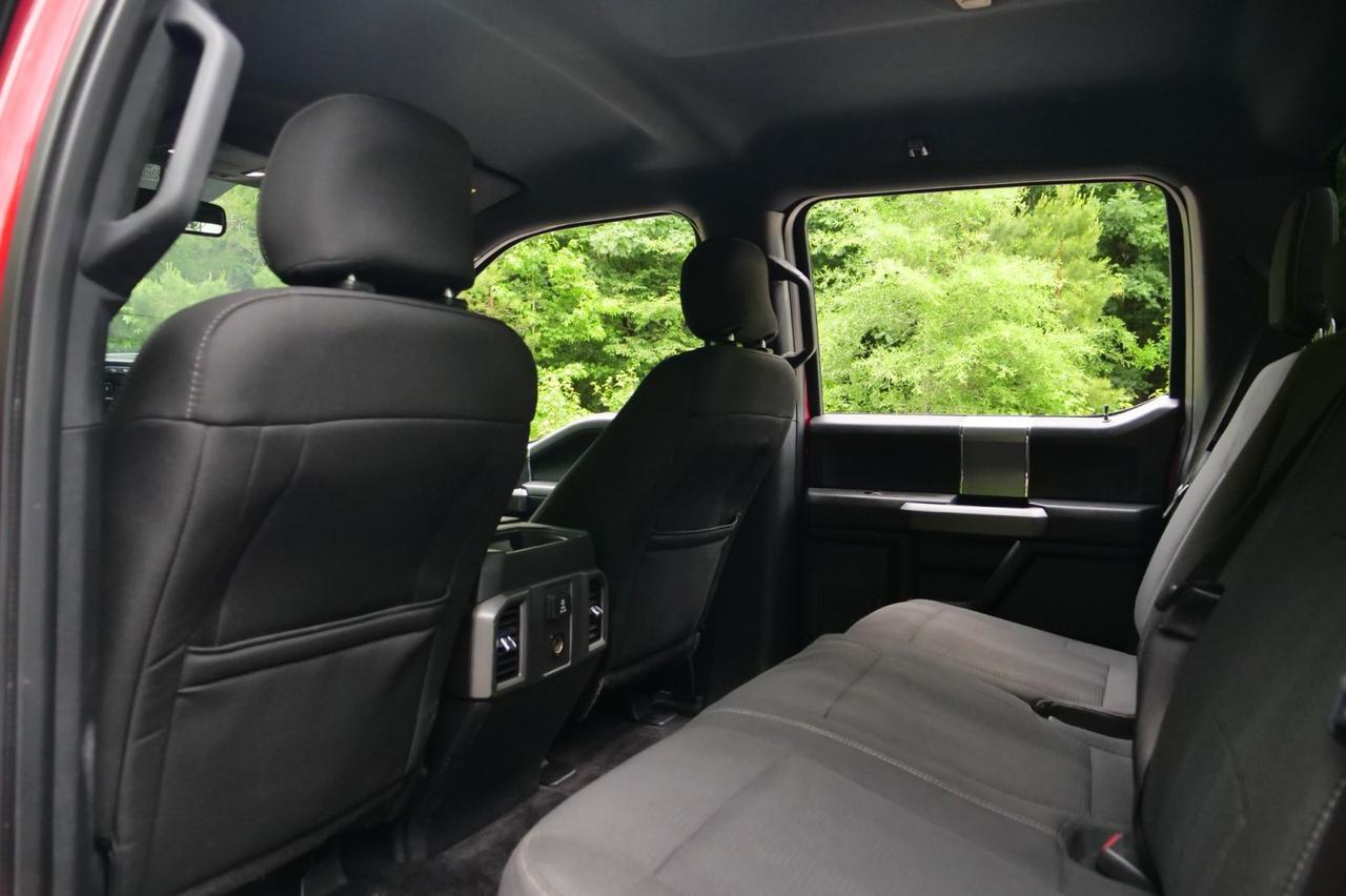 2015 Ford F-150 XLT 4X4 / 5.0L V8 / Sport Appearance Package! Lincolnton NC