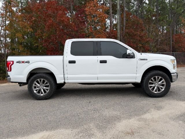 2015 Ford F-150 XLT photo 4