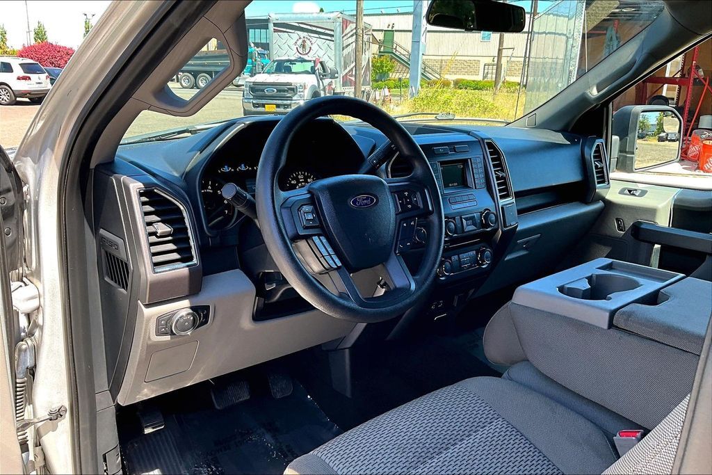 2015 Ford F-150 XLT OR