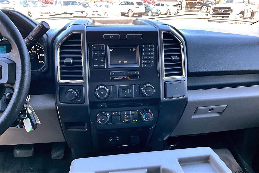 2015 Ford F-150 XLT OR