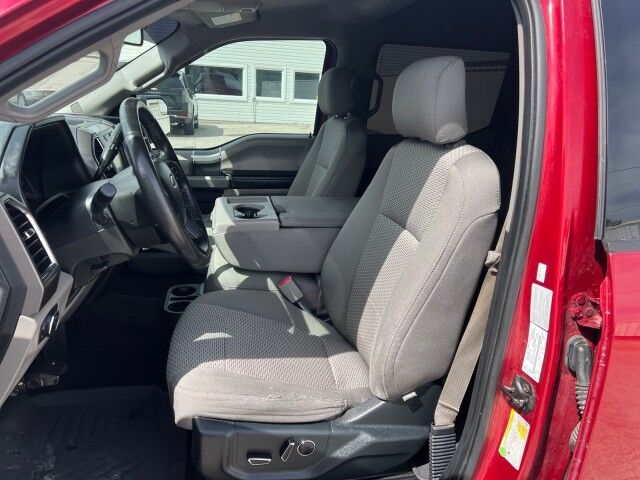 2015 Ford F-150 XLT w/HD Payload Pkg Gainesville TX