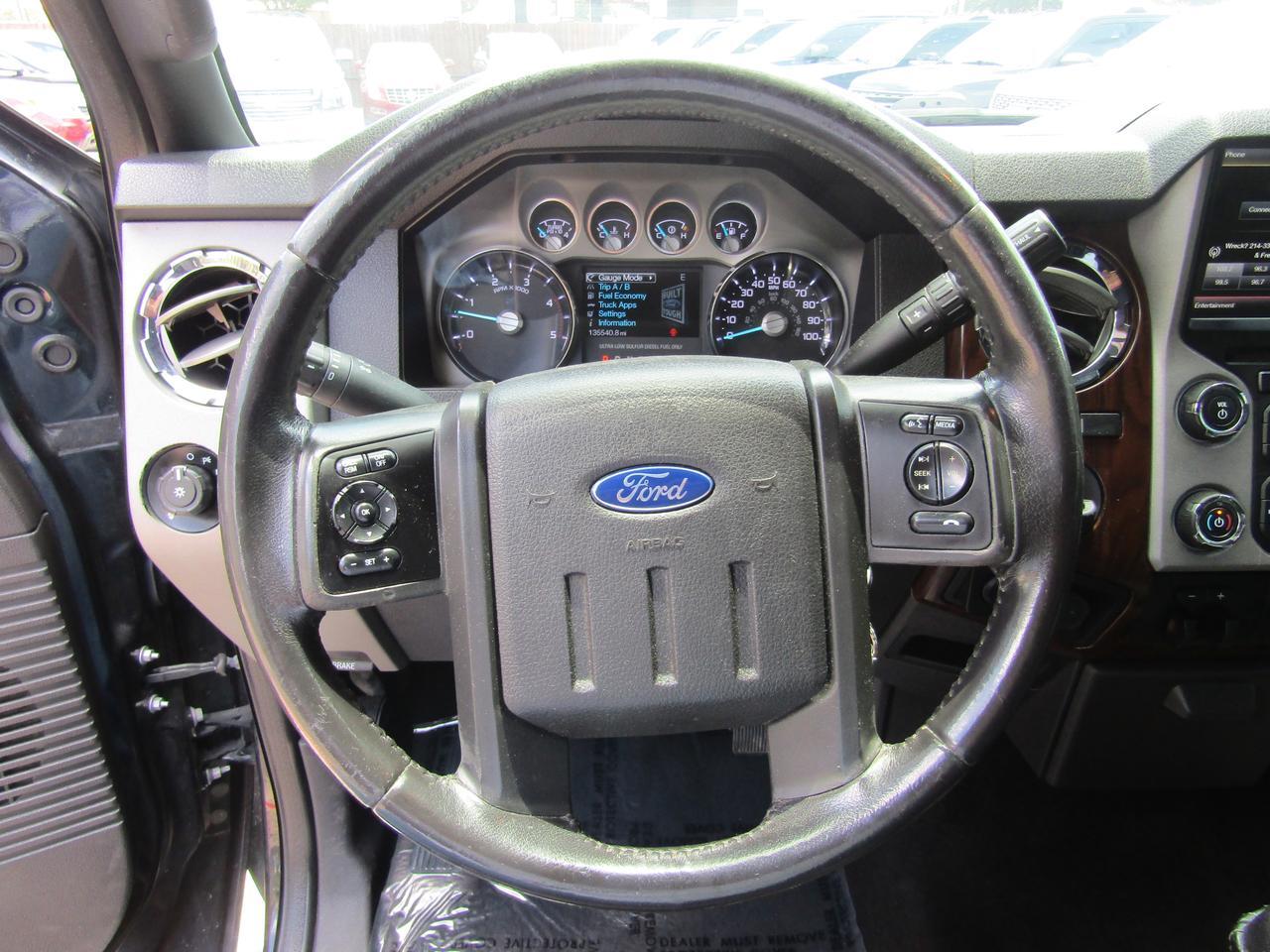 2015 Ford F-250 2WD Crew Cab 156 Lariat Grand Prairie TX