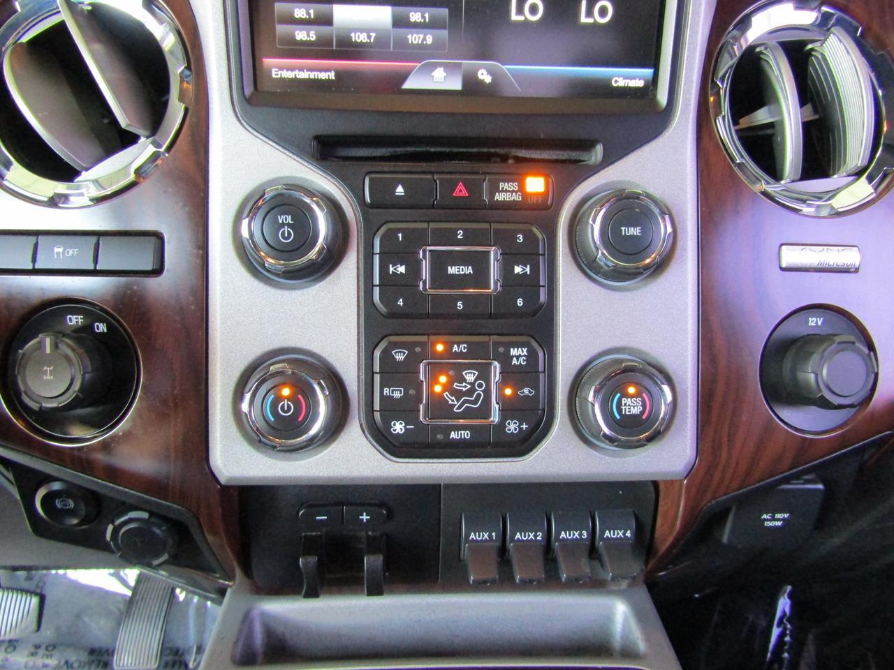 2015 Ford F-250 2WD SuperCab 158 Lariat Grand Prairie TX