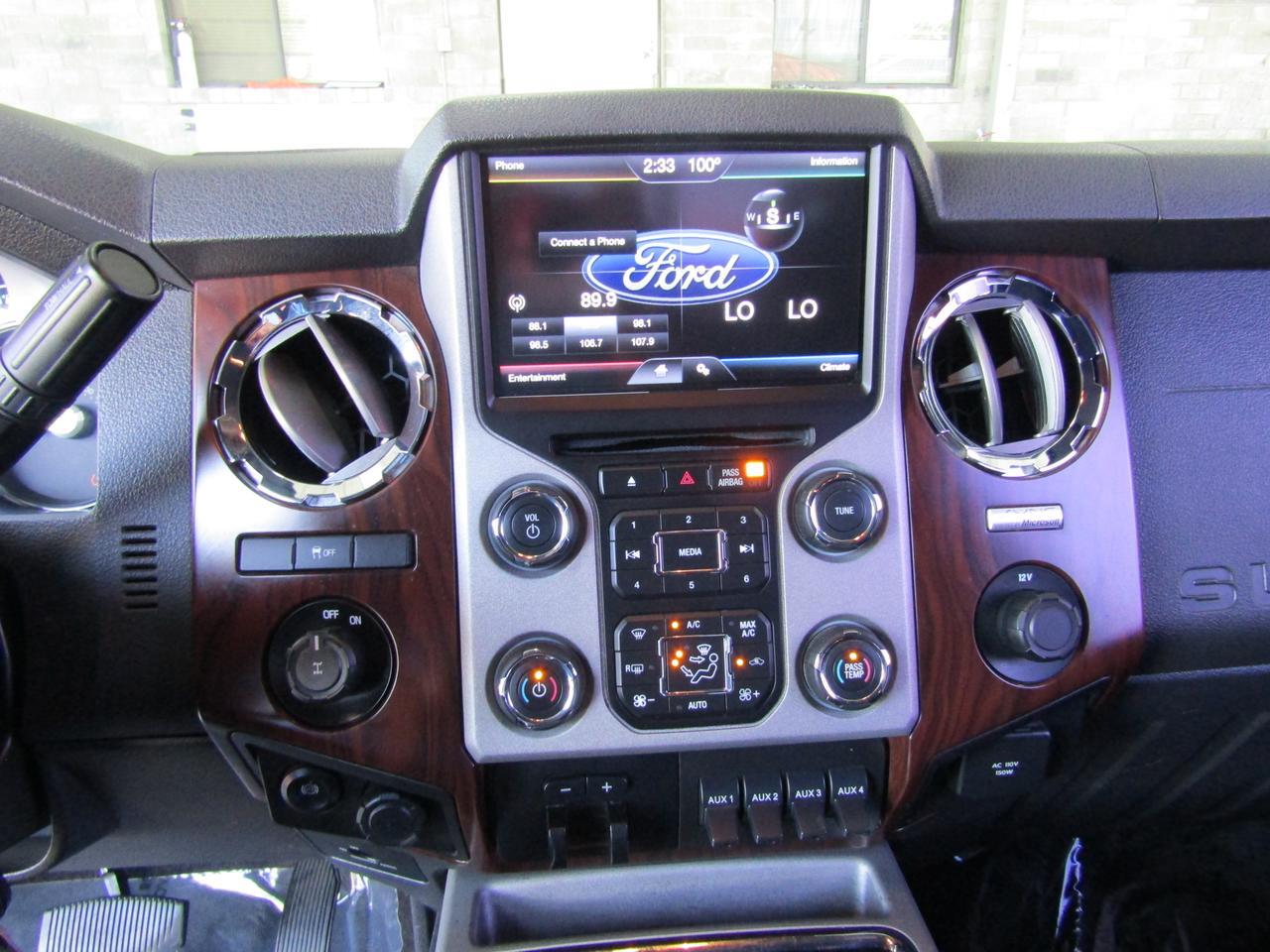 2015 Ford F-250 2WD SuperCab 158 Lariat Grand Prairie TX