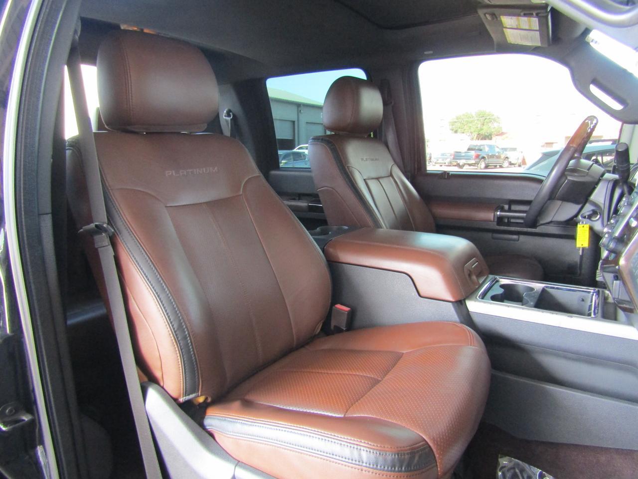 2015 Ford F-250 4WD Crew Cab 156 Platinum Grand Prairie TX
