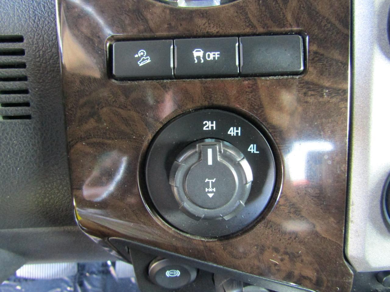 2015 Ford F-250 4WD Crew Cab 156 Platinum Grand Prairie TX