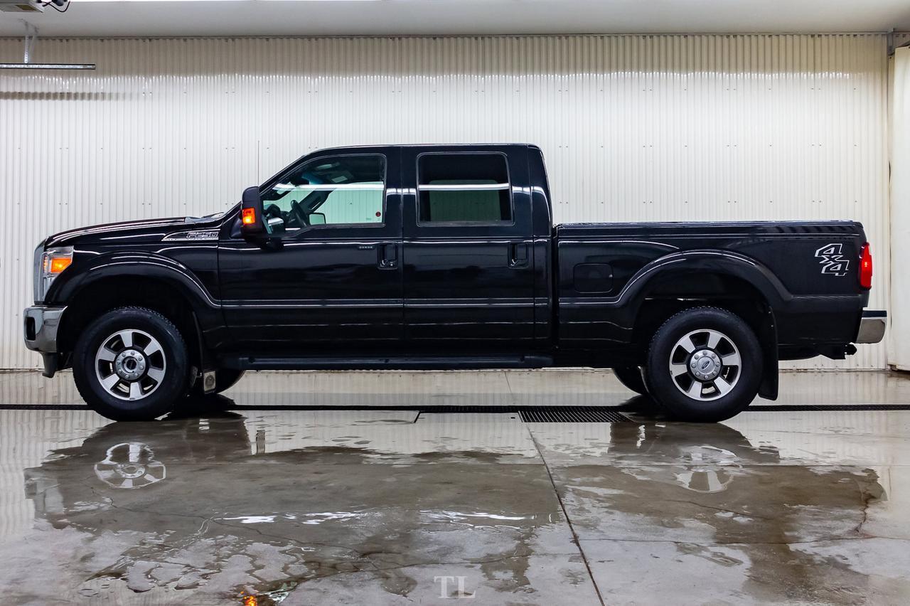 2015 Ford F-250 4x4 Crew Cab Lariat Leather Roof Nav BCam Red Deer AB