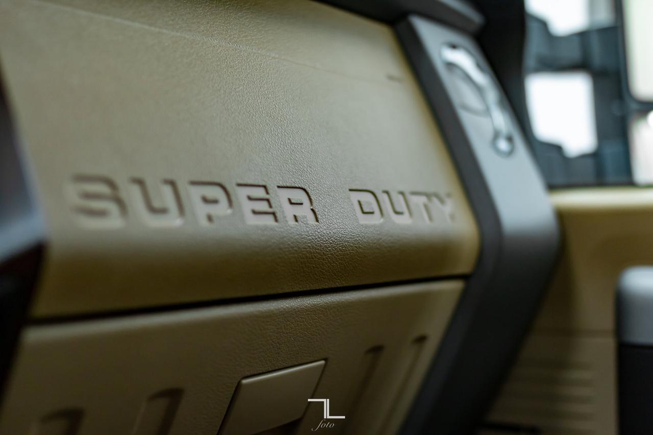 2015 Ford F-250 4x4 Crew Cab Lariat Nav BCam Red Deer AB