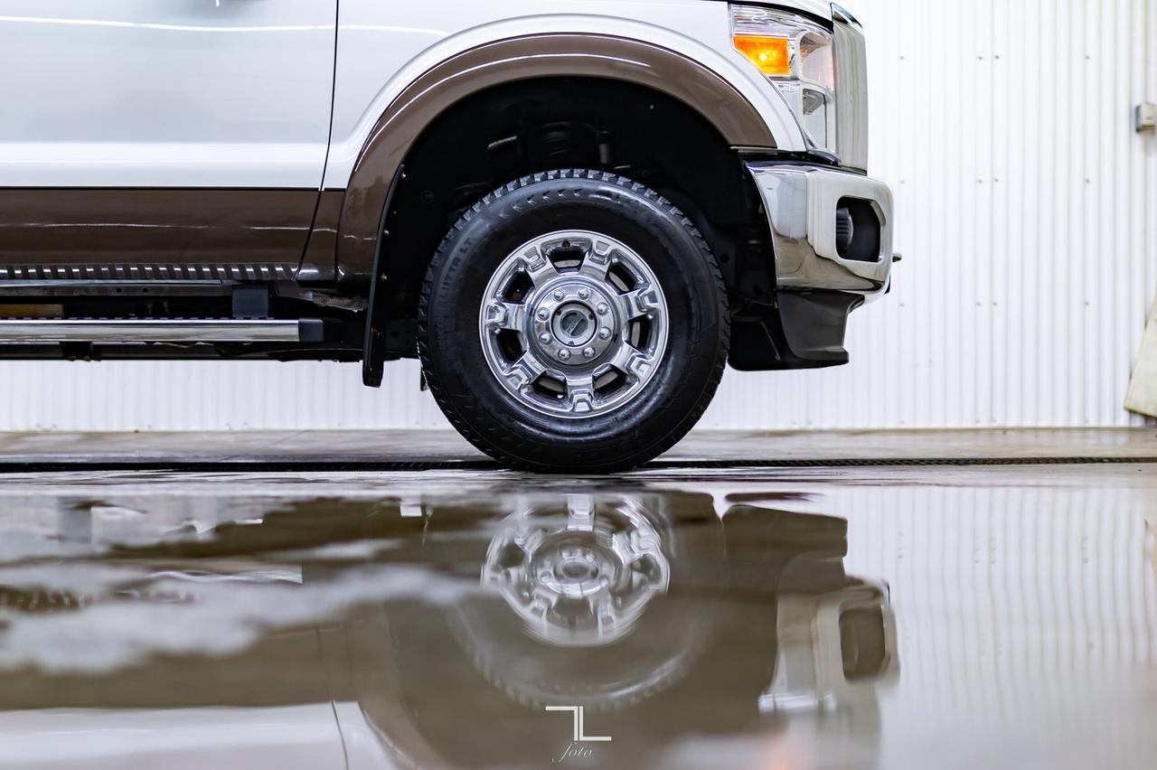 2015 Ford F-250 4x4 Crew Cab Lariat Nav BCam Red Deer AB