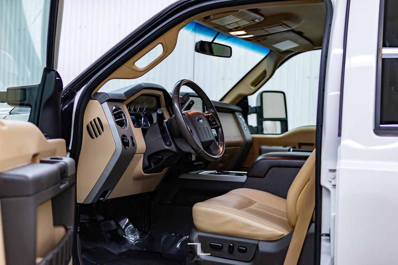 2015 Ford F-250 4x4 Crew Cab Lariat Nav BCam Red Deer AB