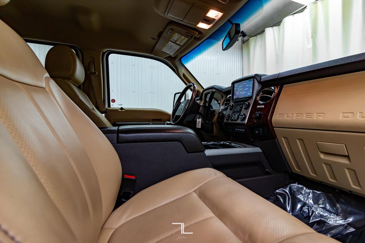 2015 Ford F-250 4x4 Crew Cab Lariat Nav BCam Red Deer AB