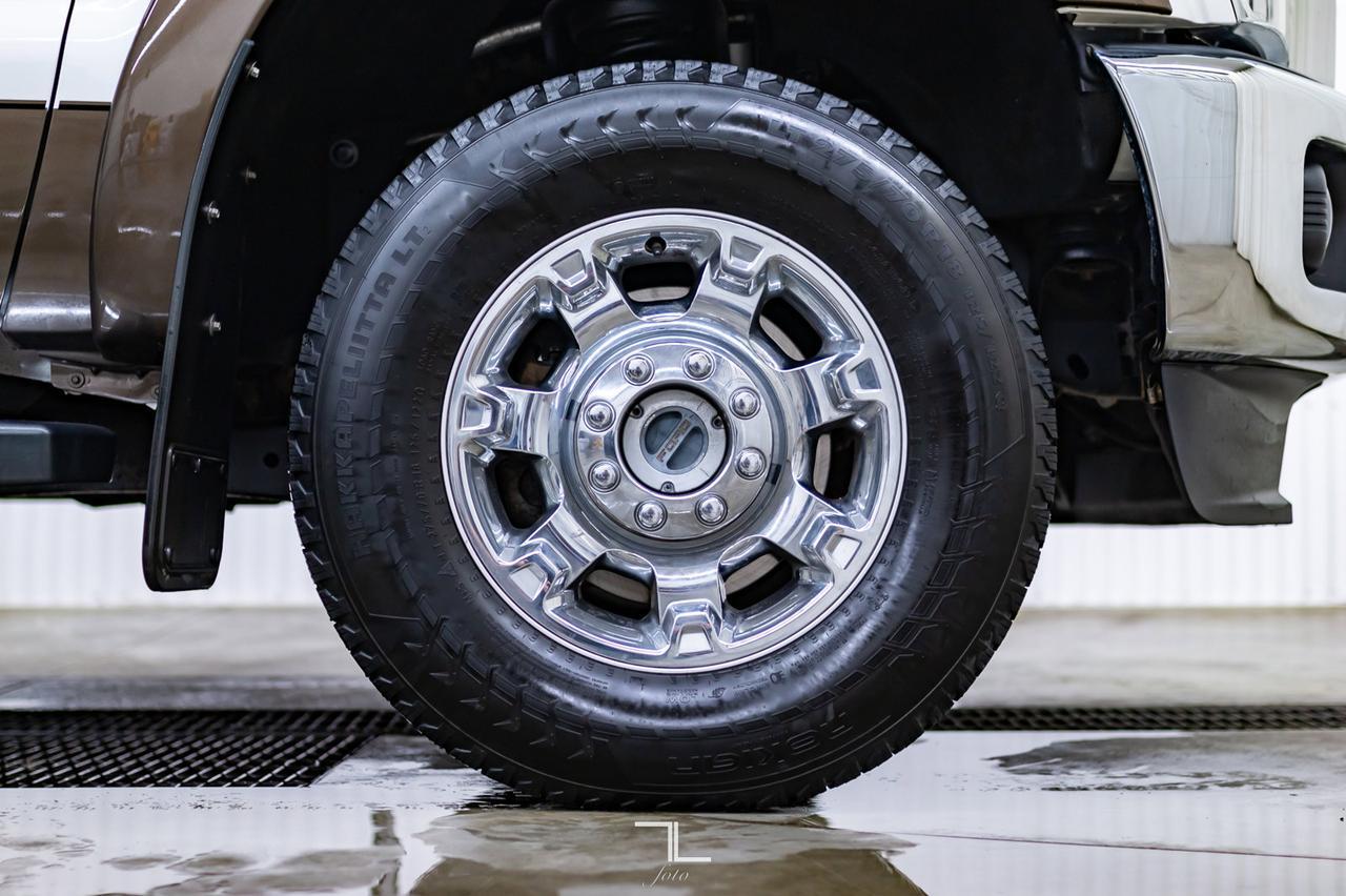 2015 Ford F-250 4x4 Crew Cab Lariat Nav BCam Red Deer AB