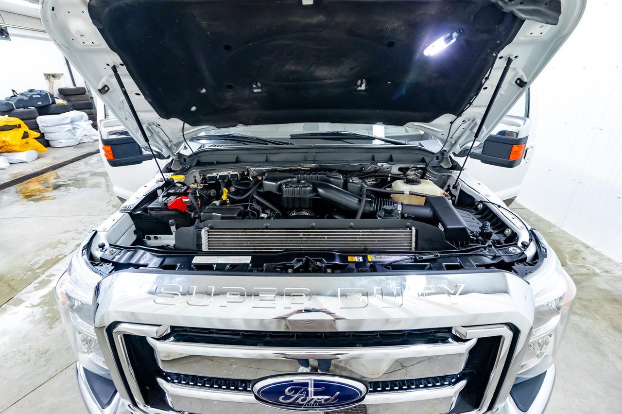 2015 Ford F-250 4x4 Crew Cab Lariat Nav BCam Red Deer AB