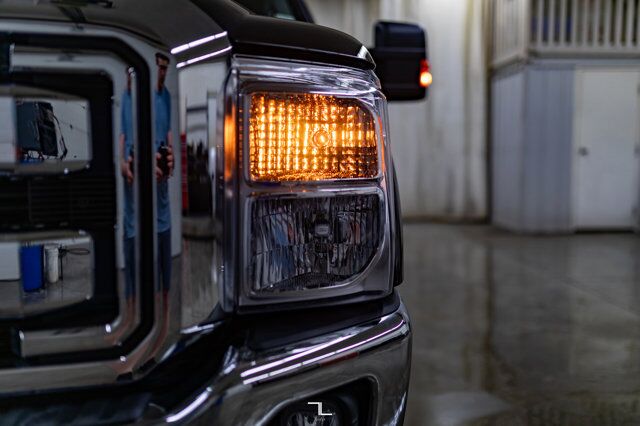 2015 Ford F-250 4x4 Crew Cab XLT BCam Red Deer AB