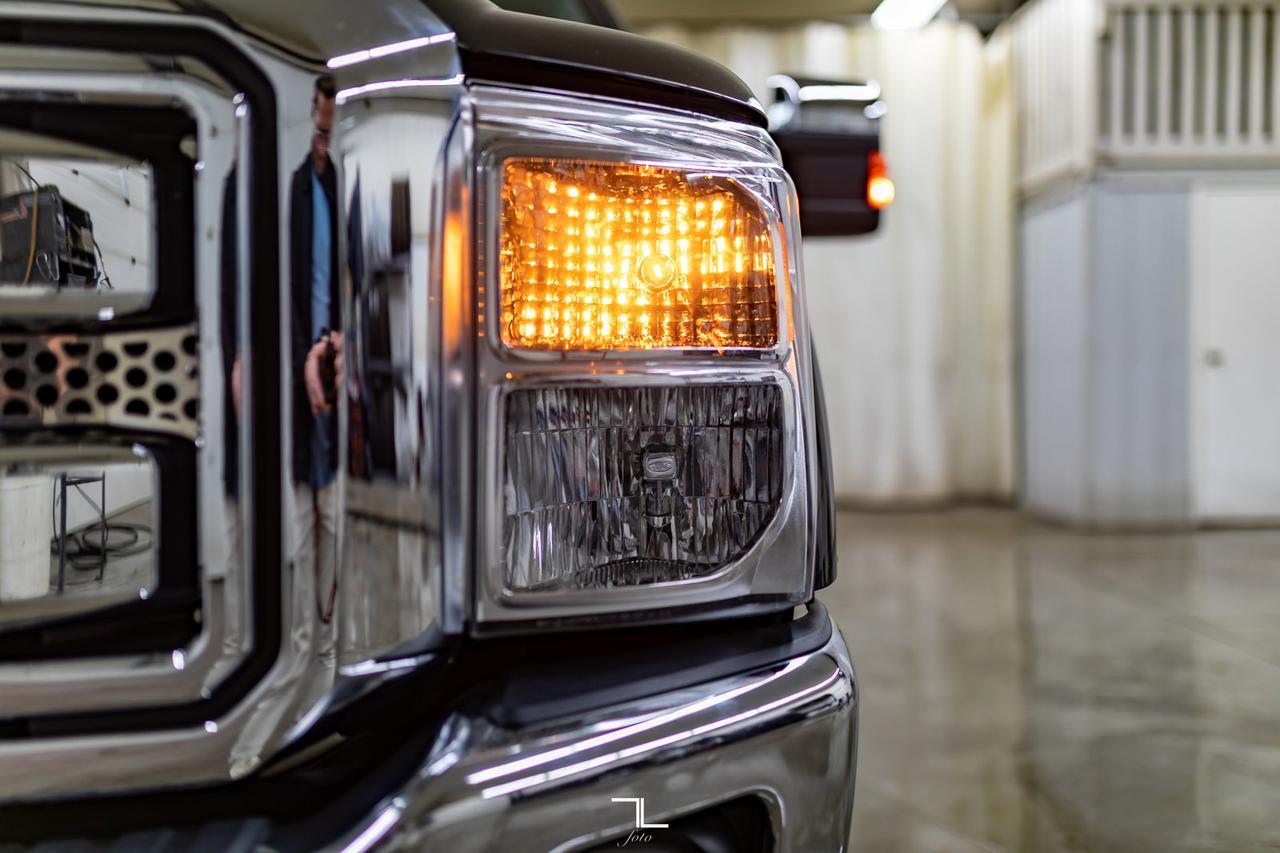 2015 Ford F-250 4x4 Crew Cab XLT Diesel BCam Red Deer AB