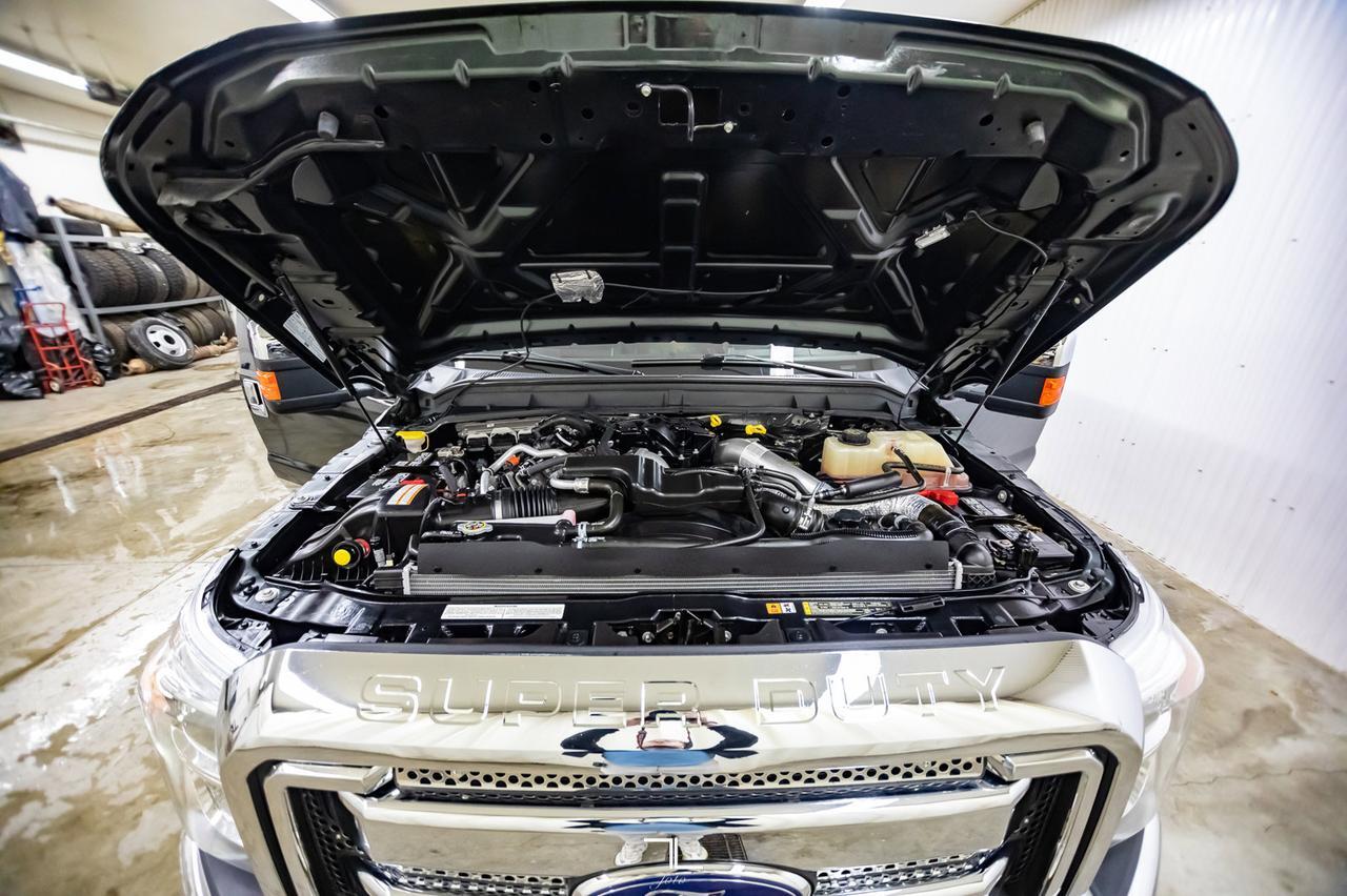 2015 Ford F-250 4x4 Crew Cab XLT Diesel BCam Red Deer AB