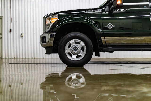 2015 Ford F-250 4x4 Crew Cab XLT Diesel BCam Red Deer AB