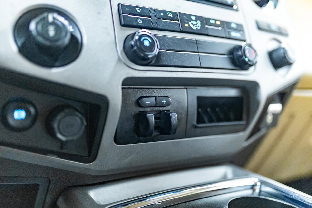 2015 Ford F-250 4x4 Crew Cab XLT Diesel BCam Red Deer AB