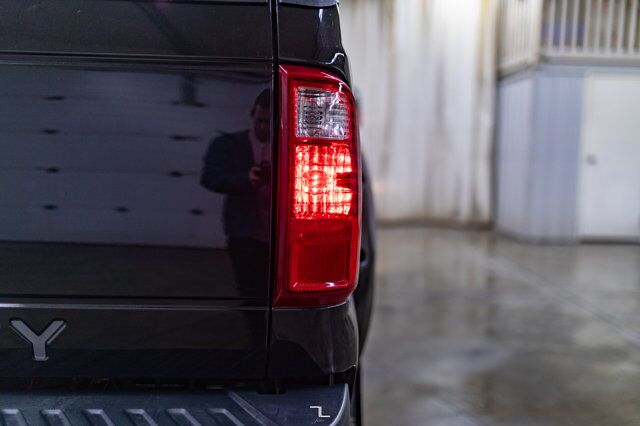 2015 Ford F-250 4x4 Crew Cab XLT Diesel BCam Red Deer AB