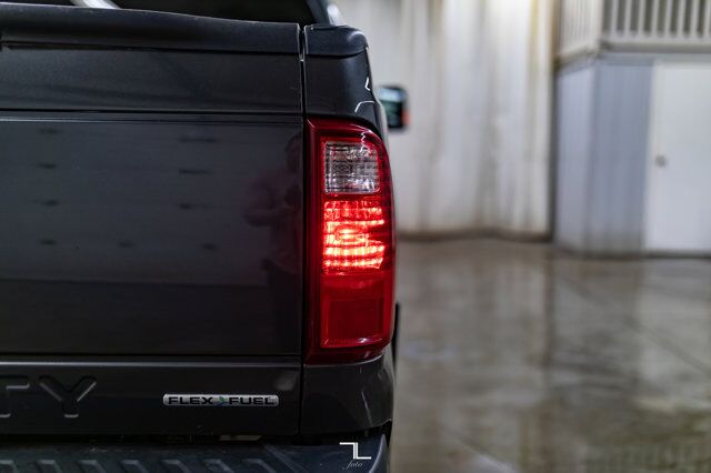 2015 Ford F-250 4x4 Crew Cab XLT FX4 BCam Red Deer AB