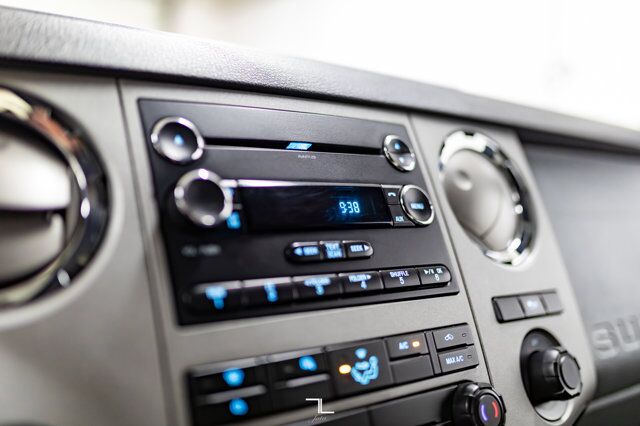 2015 Ford F-250 4x4 Crew Cab XLT FX4 BCam Red Deer AB