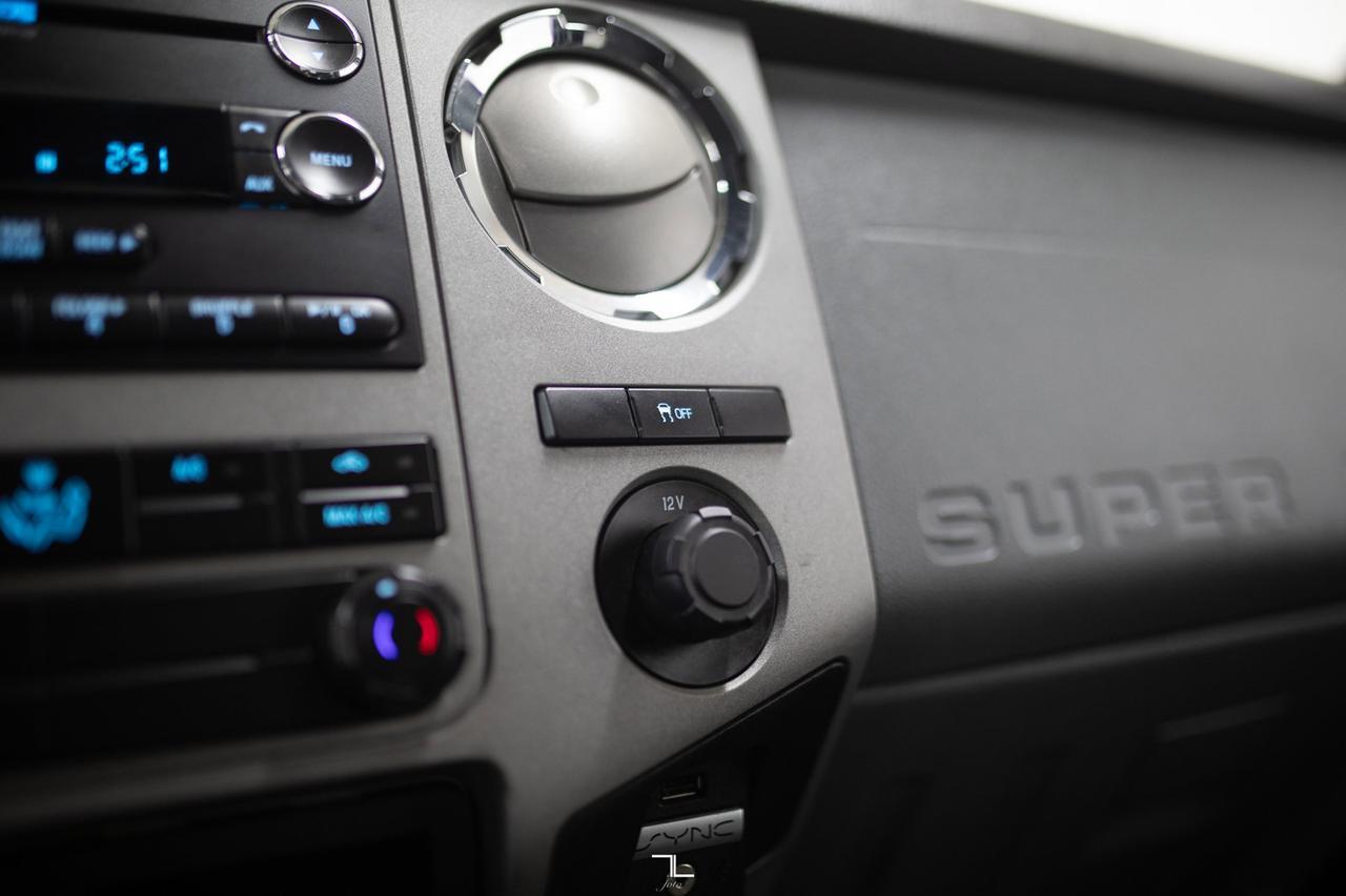 2015 Ford F-250 4x4 Crew Cab XLT Longbox Diesel Red Deer AB