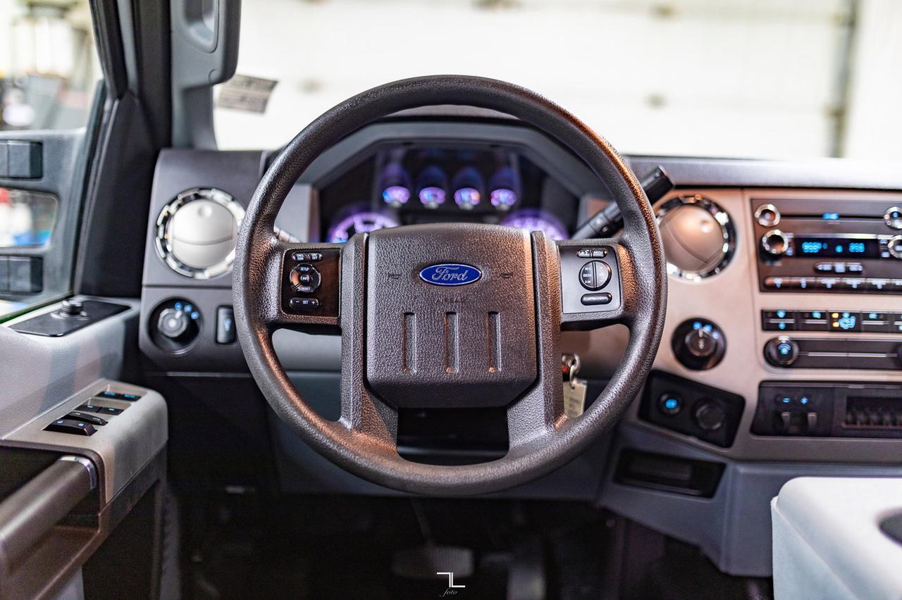 2015 Ford F-250 4x4 Crew Cab XLT Longbox Diesel Red Deer AB