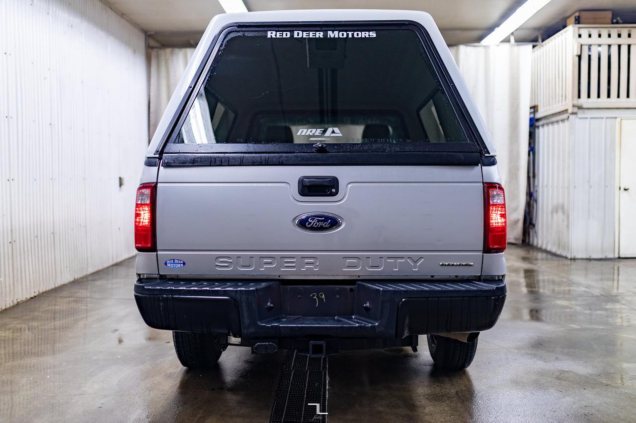 2015 Ford F-250 4x4 Reg Cab XL Longbox Topper Red Deer AB