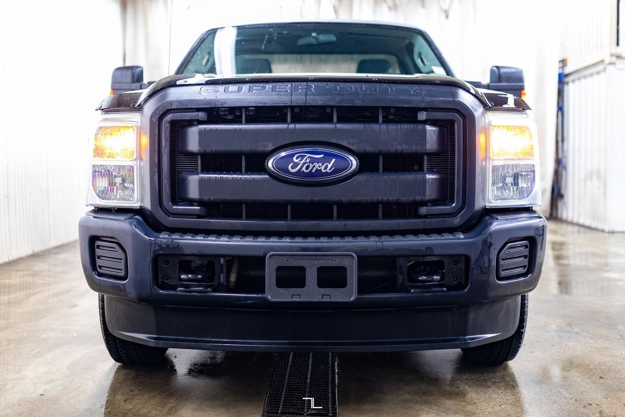 2015 Ford F-250 4x4 Reg Cab XL Longbox Topper Red Deer AB