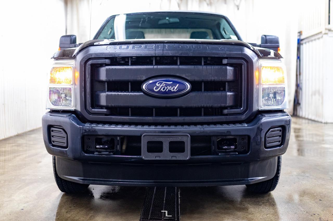 2015 Ford F-250 4x4 Reg Cab XL Longbox Topper Red Deer AB