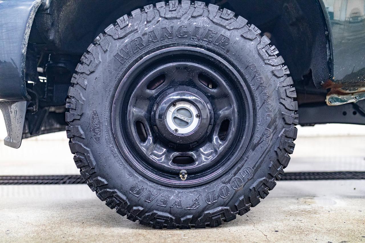 2015 Ford F-250 4x4 Reg Cab XL Red Deer AB