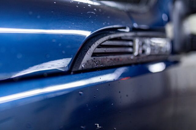 2015 Ford F-250 4x4 Super Cab XL Longbox Red Deer AB