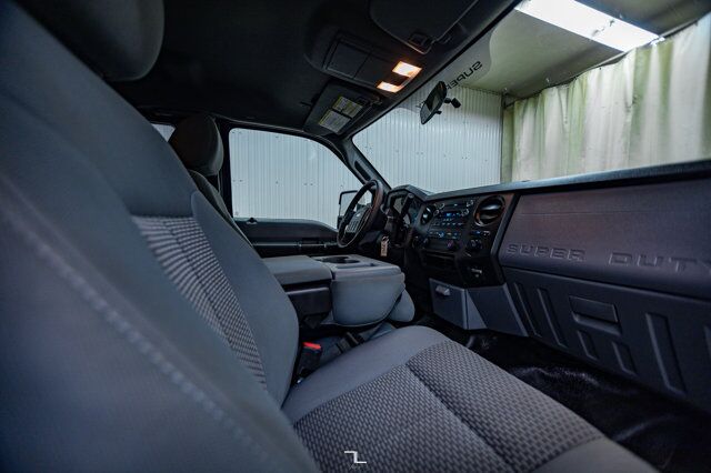 2015 Ford F-250 4x4 Super Cab XL Longbox Red Deer AB