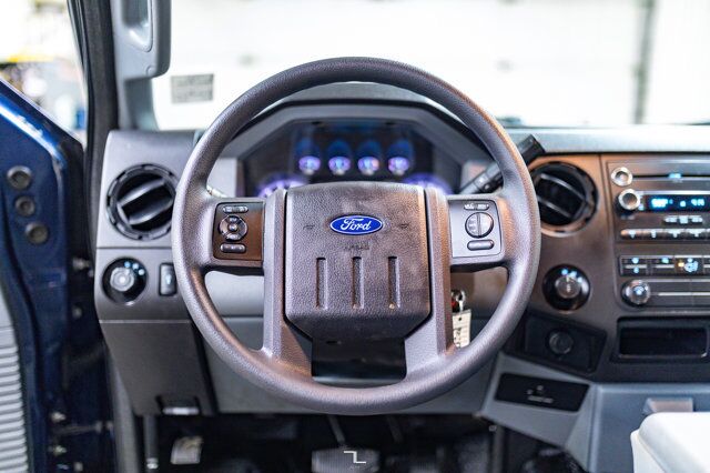 2015 Ford F-250 4x4 Super Cab XL Longbox Red Deer AB