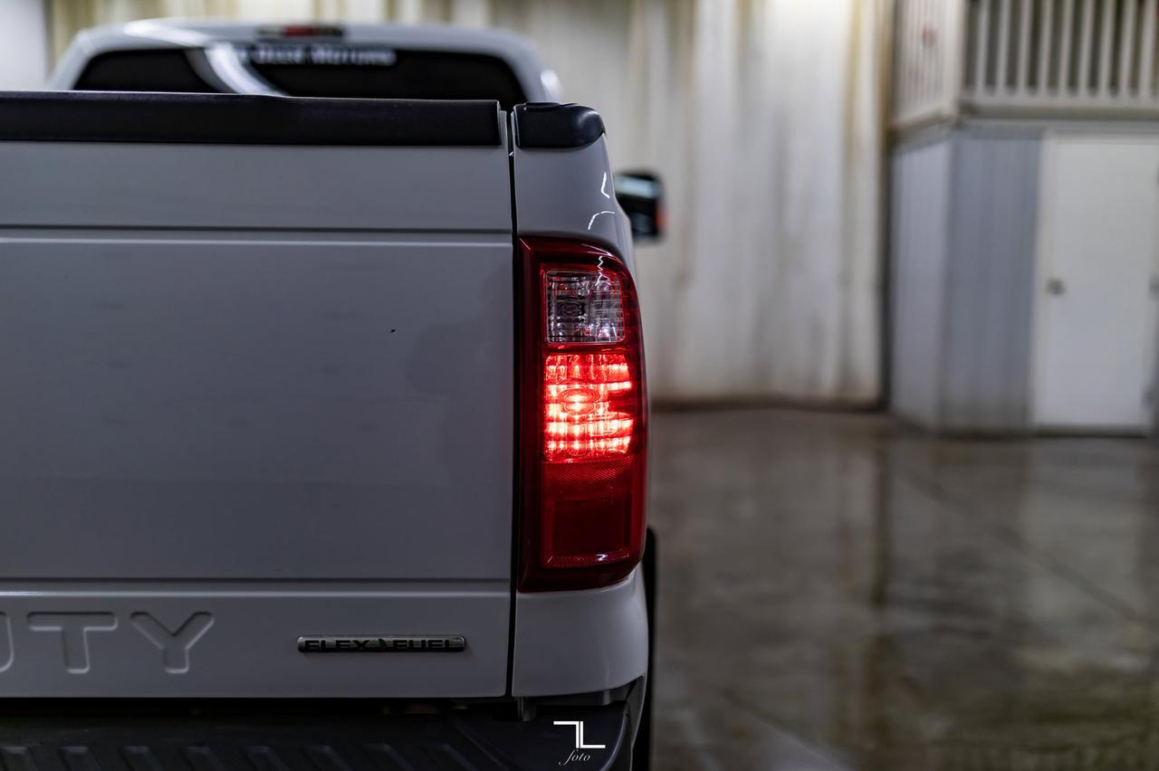 2015 Ford F-250 4x4 Super Cab XLT FX4 Longbox Red Deer AB