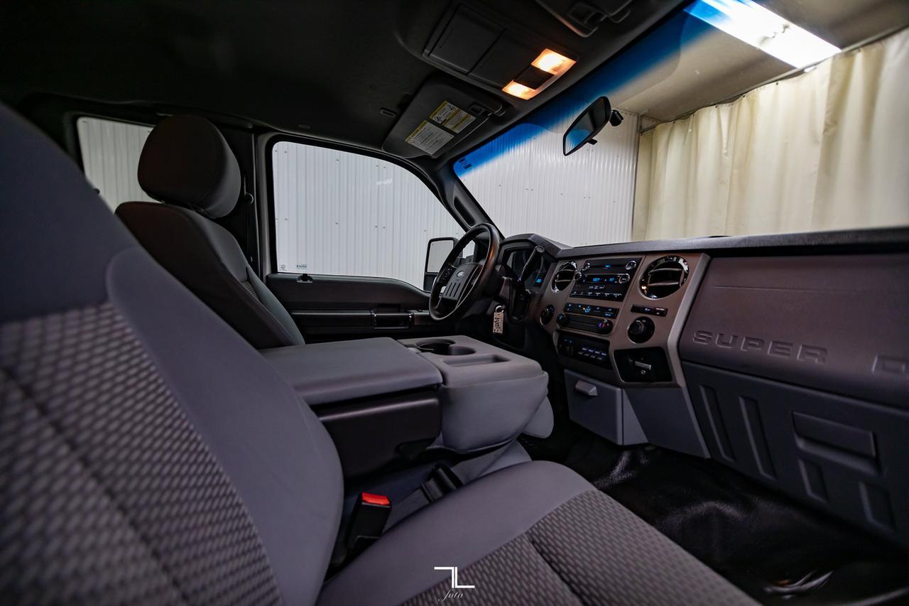 2015 Ford F-250 4x4 Super Cab XLT FX4 Longbox Red Deer AB