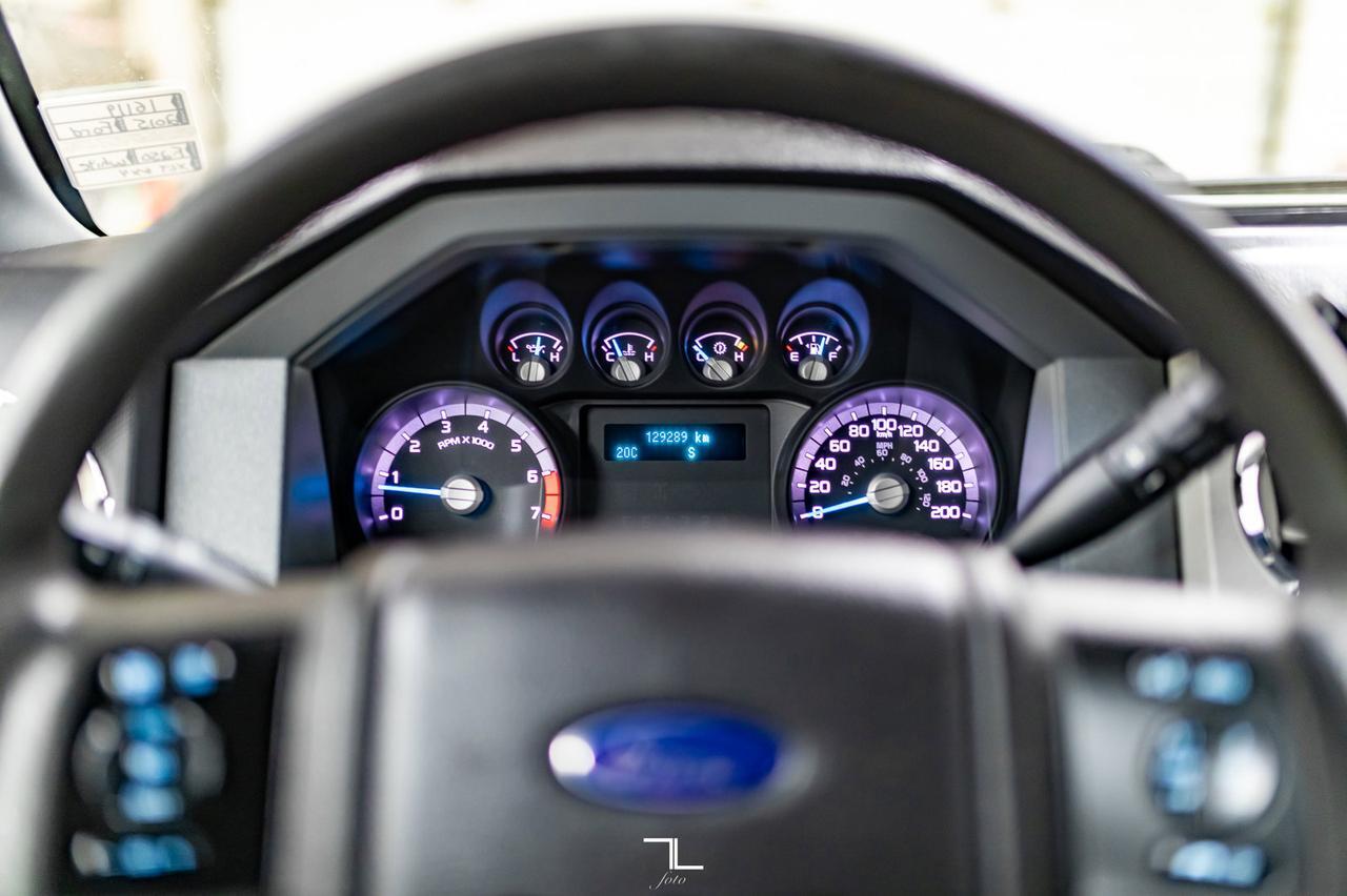 2015 Ford F-250 4x4 Super Cab XLT FX4 Longbox Red Deer AB