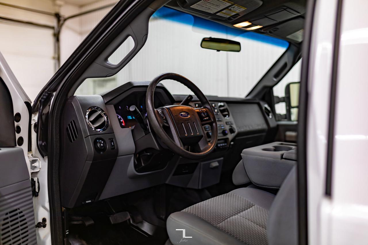 2015 Ford F-250 4x4 Super Cab XLT FX4 Longbox Red Deer AB