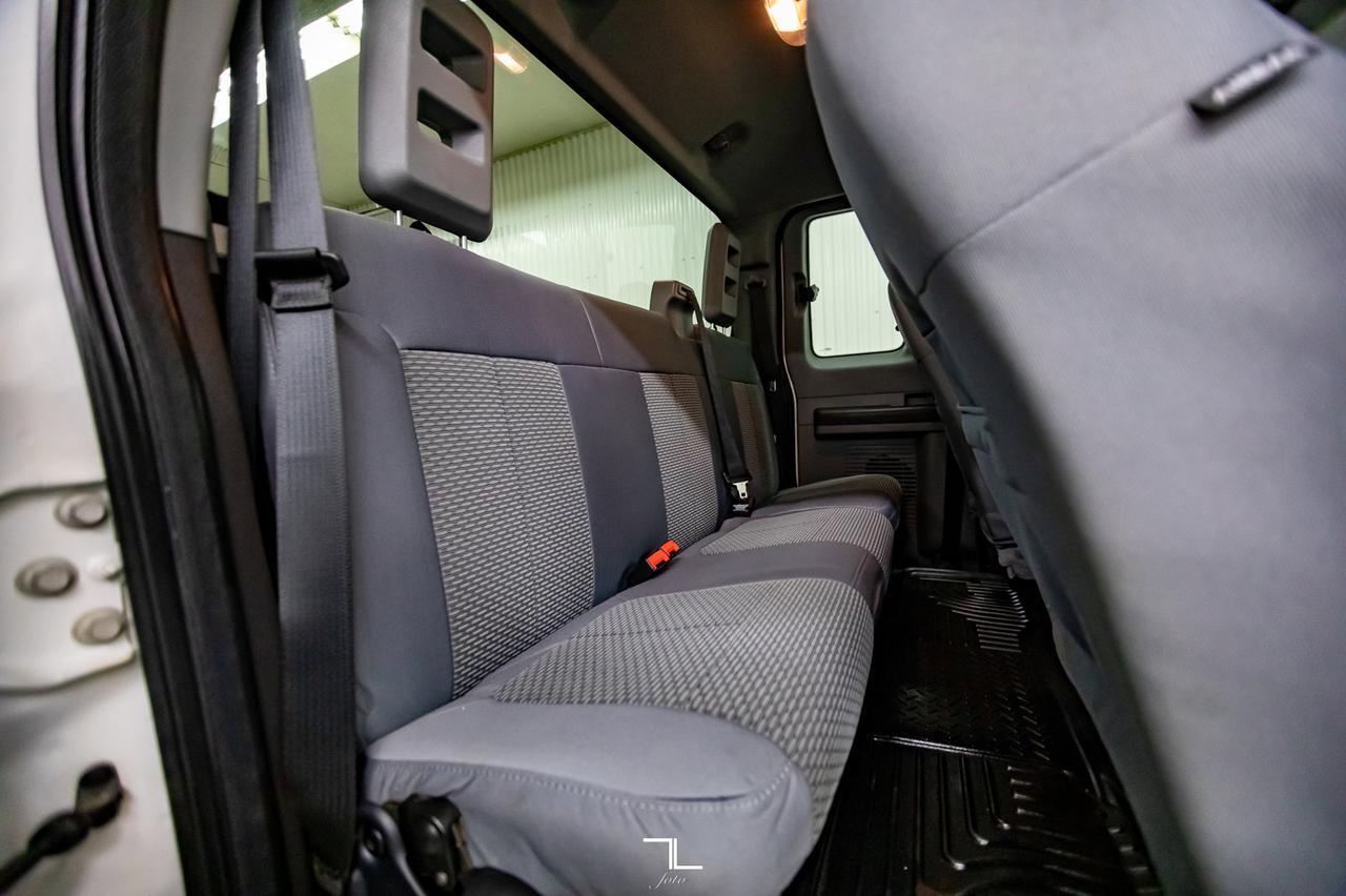 2015 Ford F-250 4x4 Super Cab XLT FX4 Longbox Red Deer AB