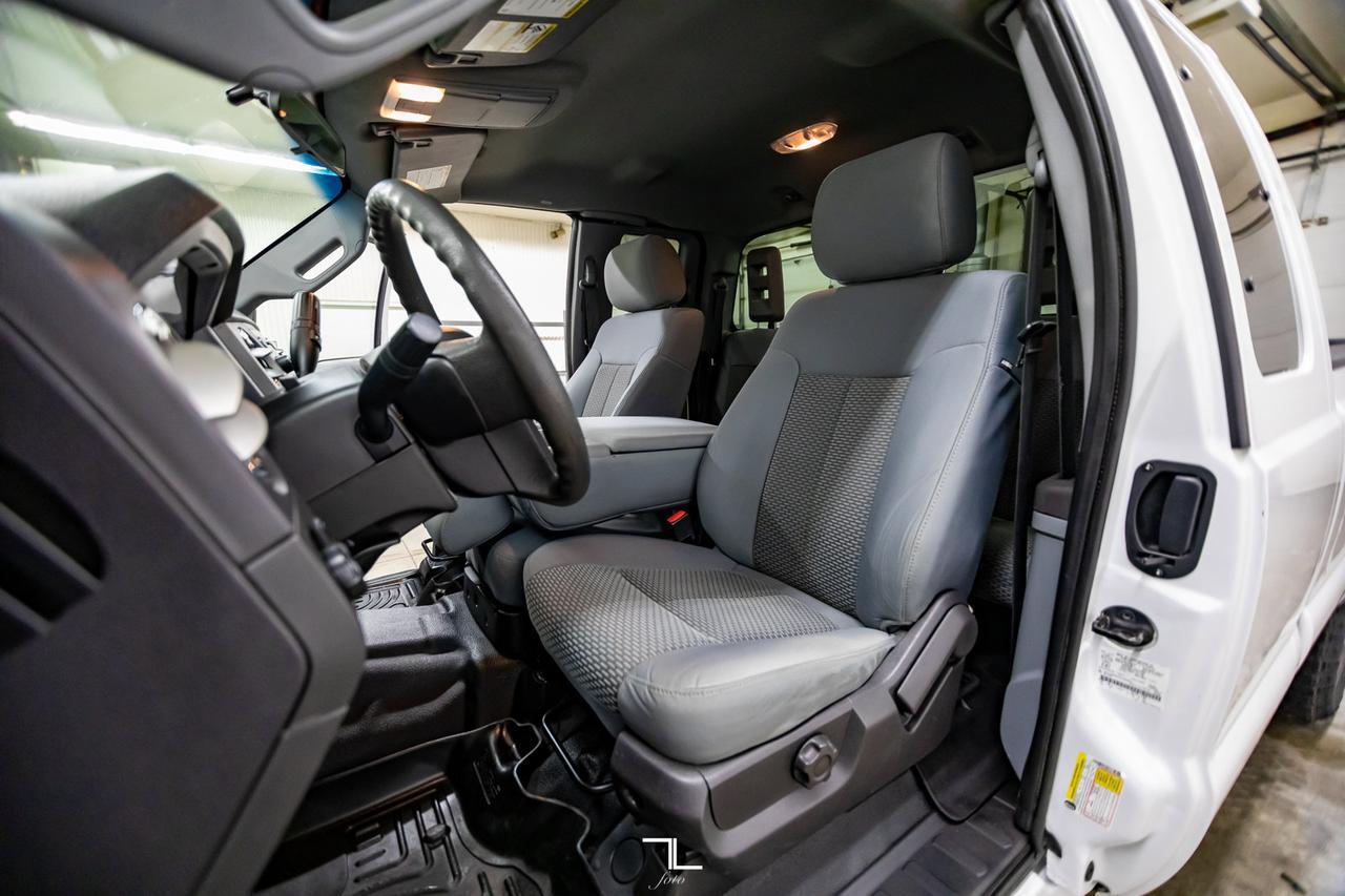 2015 Ford F-250 4x4 Super Cab XLT FX4 Longbox Red Deer AB
