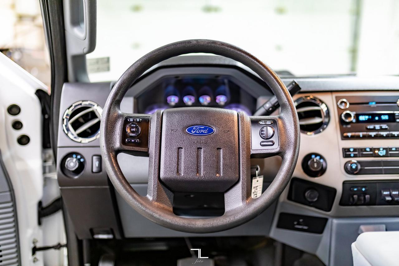 2015 Ford F-250 4x4 Super Cab XLT FX4 Longbox Red Deer AB