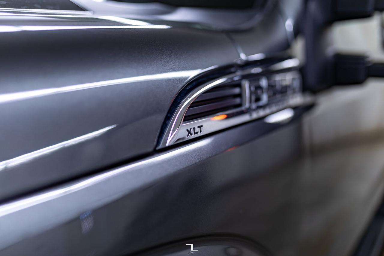 2015 Ford F-250 4x4 Super Cab XLT Longbox BCam Red Deer AB