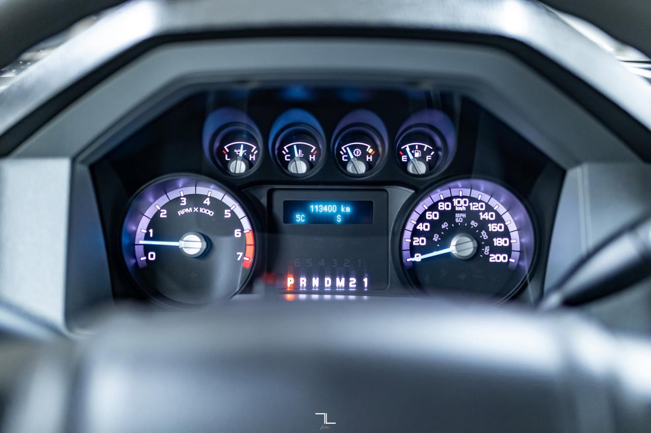 2015 Ford F-250 4x4 Super Cab XLT Longbox BCam Red Deer AB